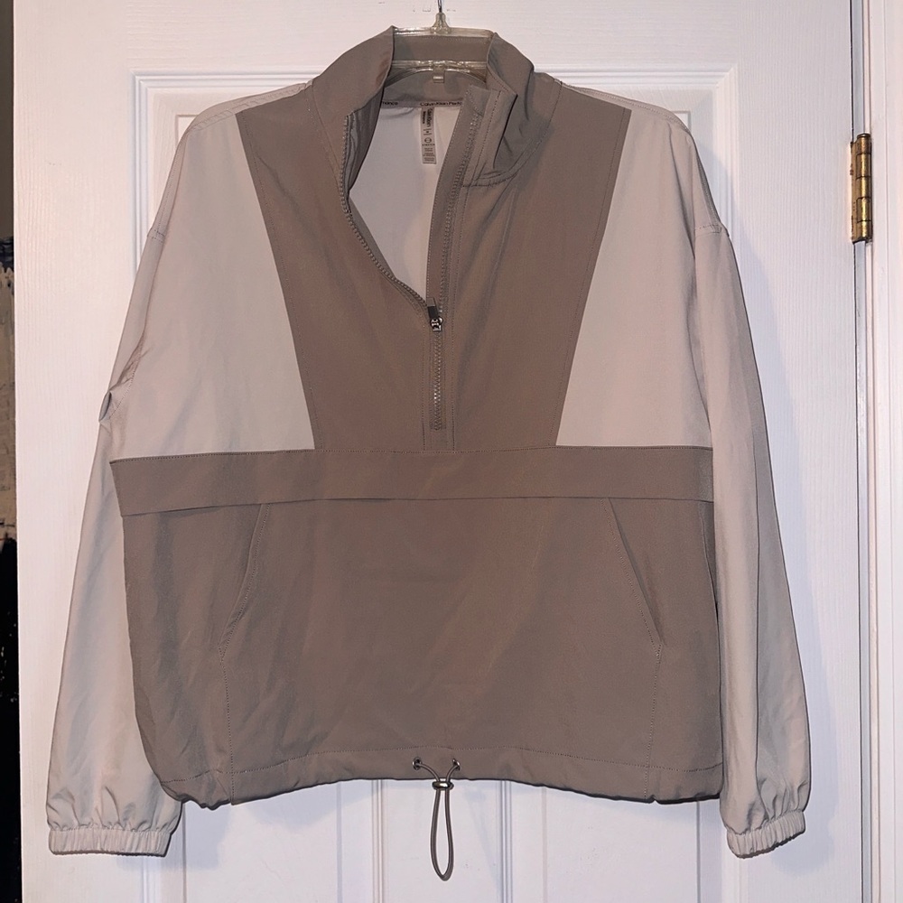 Calvin Klein Two-Tone Grey and Cream Pullover Jacket
